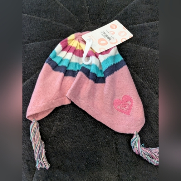 Roxy teenie wahine Beanie hat from ROXY. Baby sz 6-12 m, pink striped NWT - Picture 5 of 10